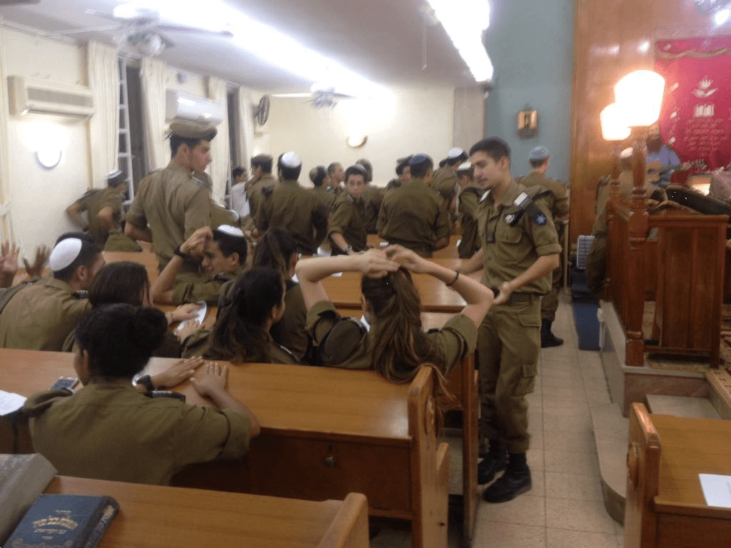 מופע סליחות לפנימייה הצבאית בחיפה